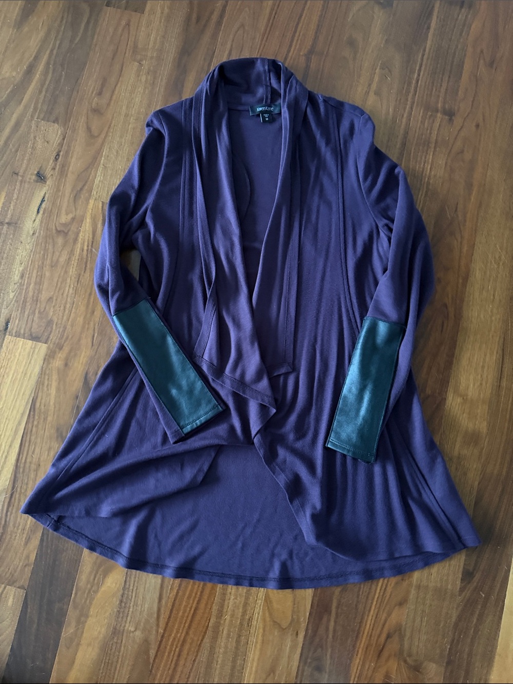 Karen Kane M purple Open Drape Front Tunic with Faux-Leather Arm Panels